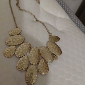 Elegant Gold Statement Necklace